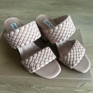 Women’s Steve Madden Daphne heel size 6.5